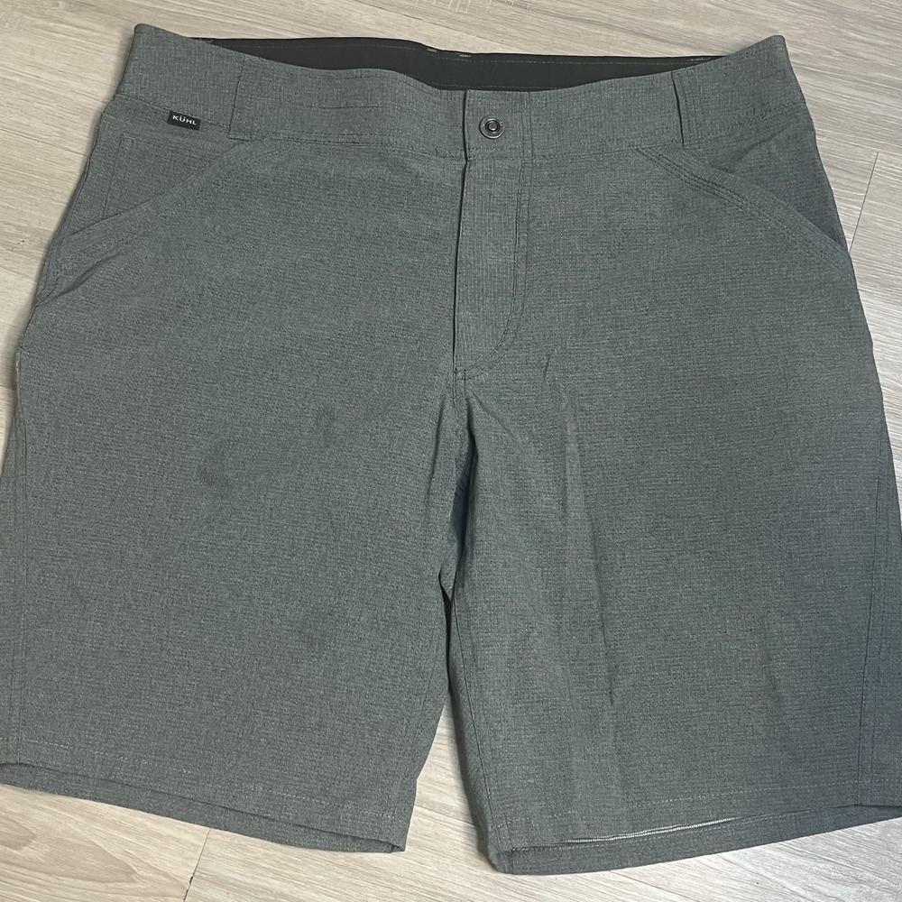 Kuhl Navigatr Travel Shorts Mens 38 Hiking Outdoors Nylon Gray Khaki Stretch